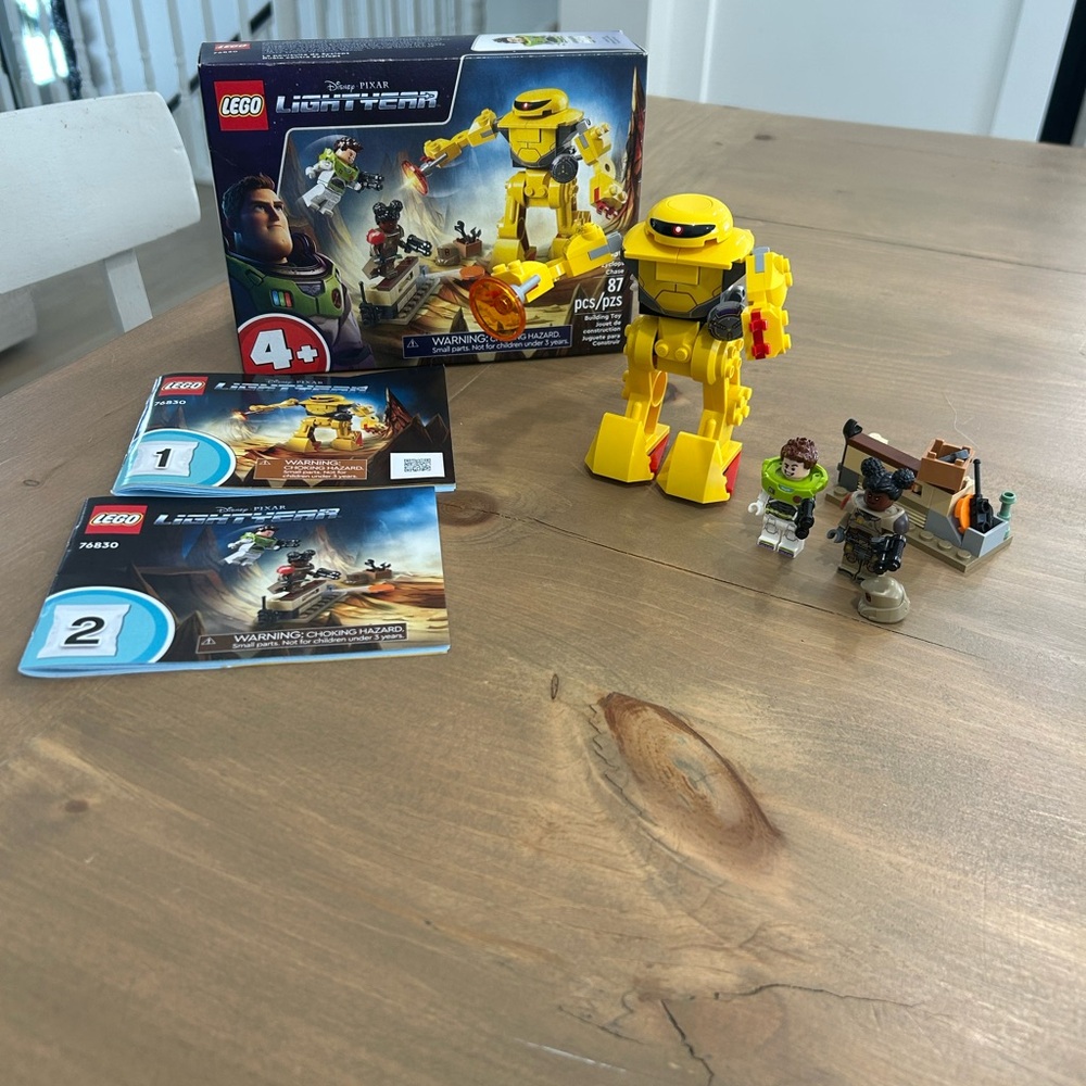 Lego 76830 Set Disney Pixar Buzz Lightyear Zyclops Chase